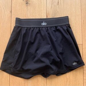 ALO Yoga Women's Black Skirt